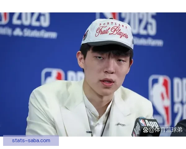 背靠背砍下14分11篮板瀚森持续爆发主帅盛赞其每日进步潜力无限